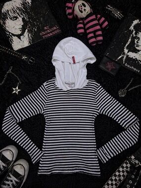 Vintage Y2K Hard Tail Black White Striped Hooded Ribbed Top Small